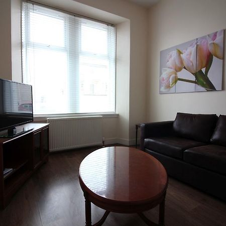 Logie Baird Apartment Хелънсбърг Екстериор снимка