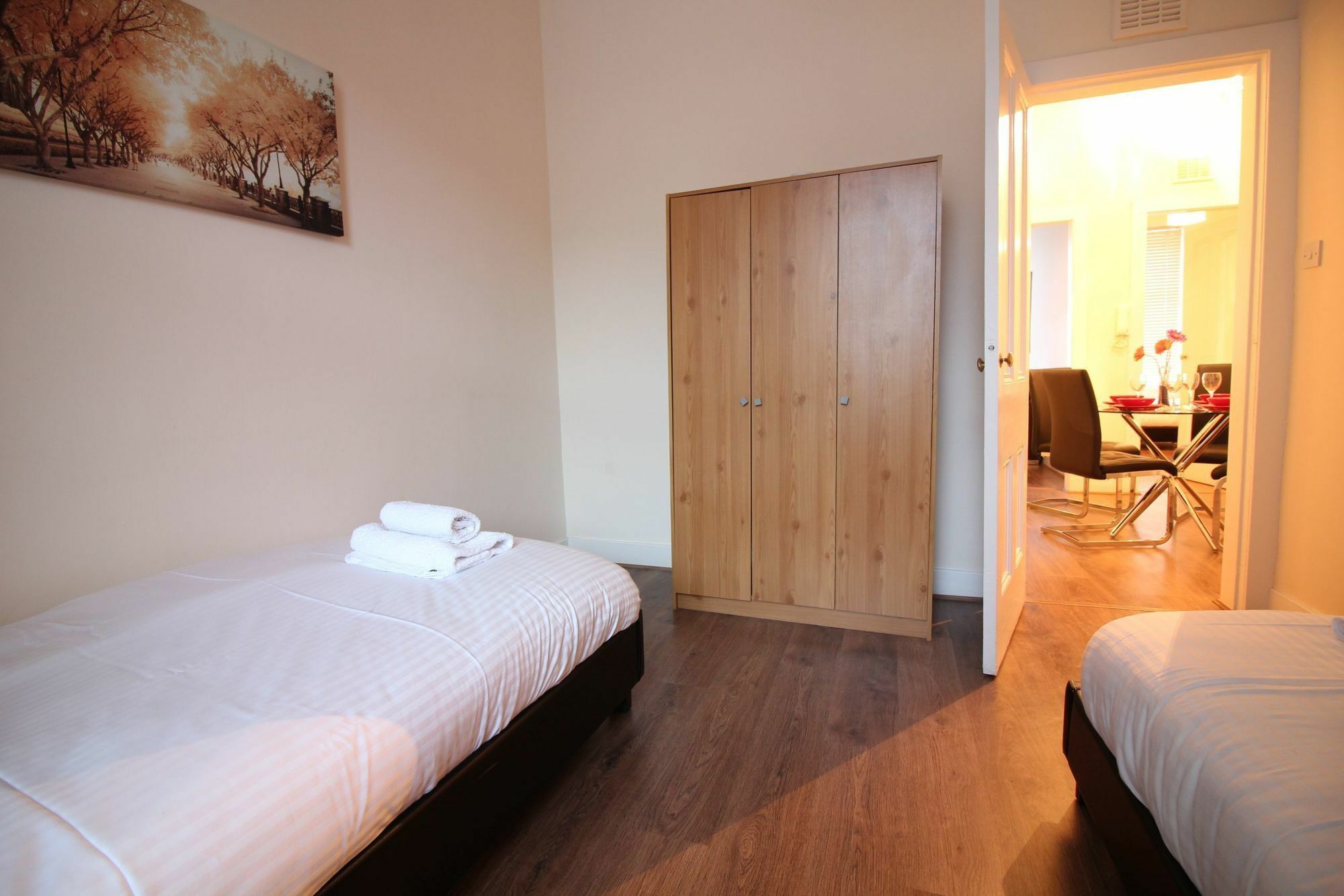Logie Baird Apartment Хелънсбърг Екстериор снимка