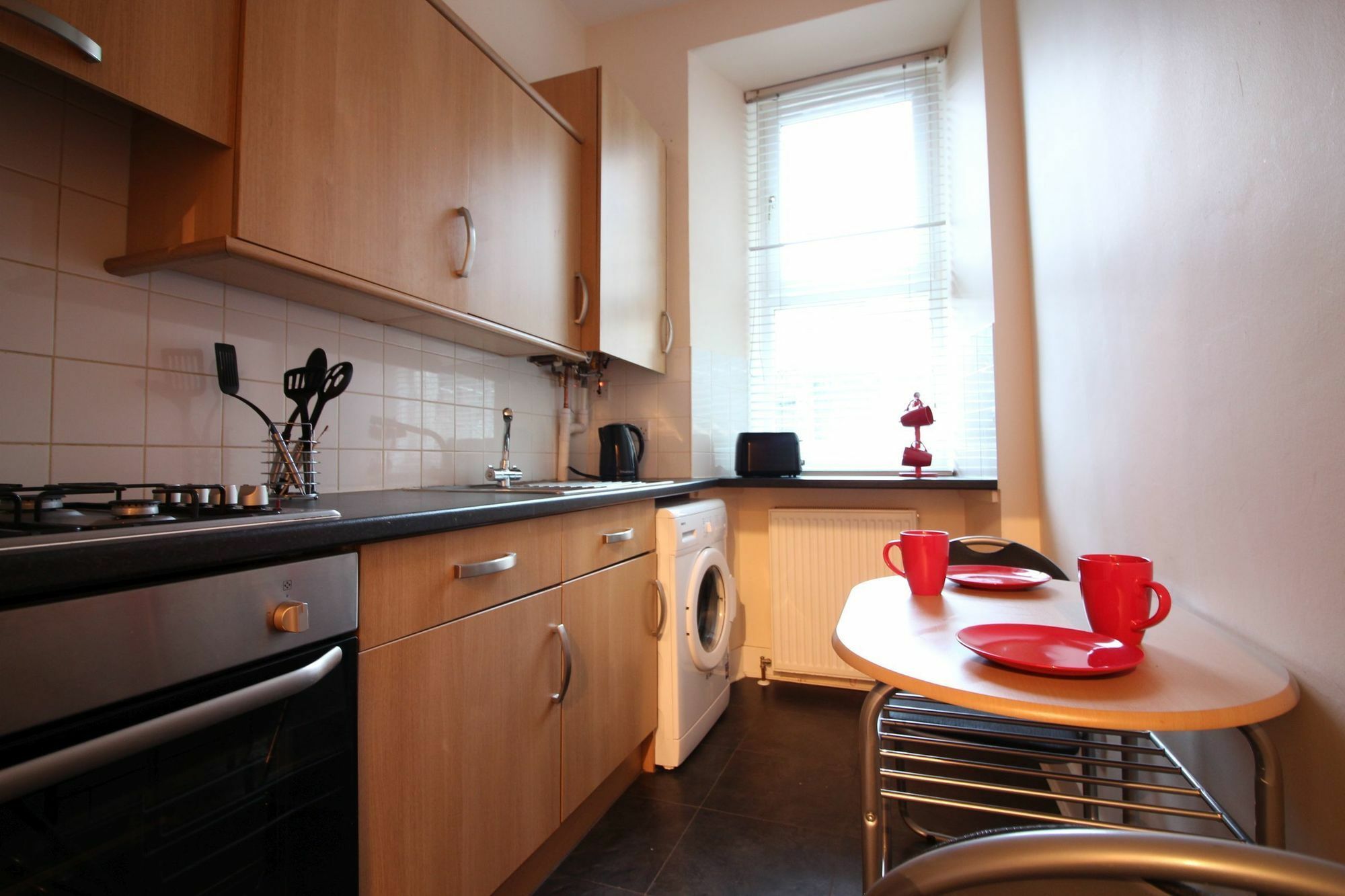 Logie Baird Apartment Хелънсбърг Екстериор снимка